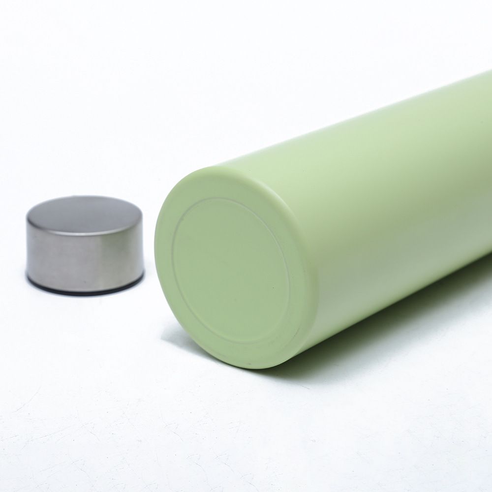 Aluminium de fuite réutilisable personnalisé Bouteille d'eau de bouche étroite 500 ml ~ 1000 ml noir
