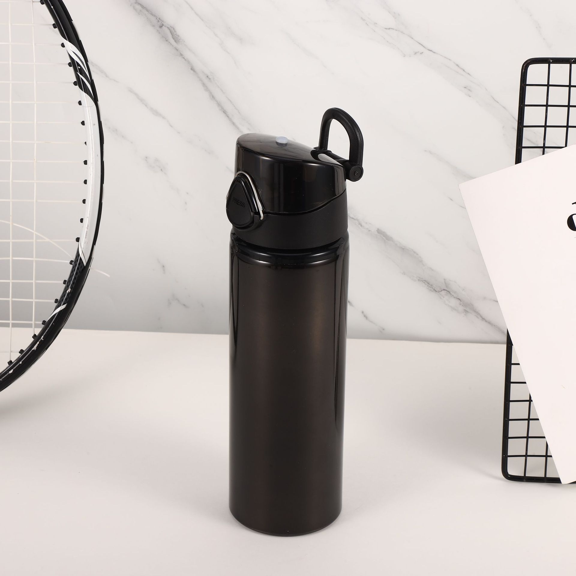 Aluminium breites Mund -Sport -Wasserflasche für Reisen im Freien & Trip 500 ml ~ 1000 ml Weiß